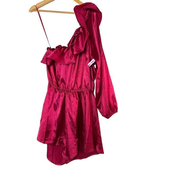 Steve Madden Romper Satin Ruffle One Shoulder Short Fuchsia Pink  Medium - Picture 4 of 9
